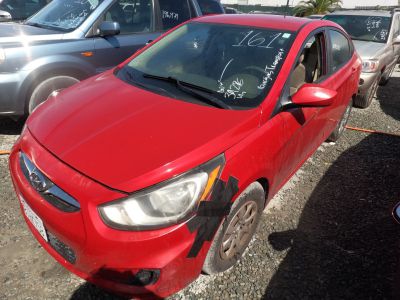 Vehicle: 2012 HYUNDAI ACCENT (Lot 163)