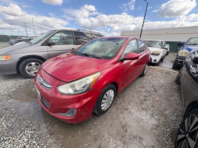 Vehicle: 2016 HYUNDAI ACCENT (Lot 45)