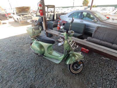 Vehicle: 2022 ZNEN MOTORCYCLE (Lot 205)