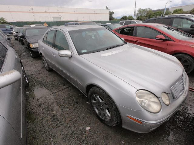 Vehicle: 1997 MERZ S CLASS (Lot 142)