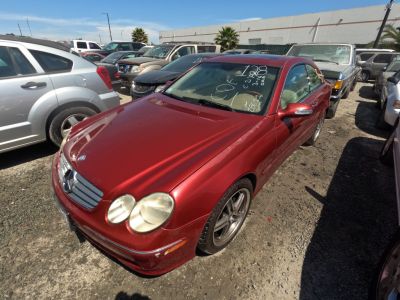 Vehicle: 2005 MERZ CLK CLASS (Lot 128)