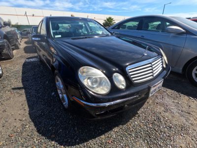 Vehicle: 2004 MERZ E CLASS (Lot 176)