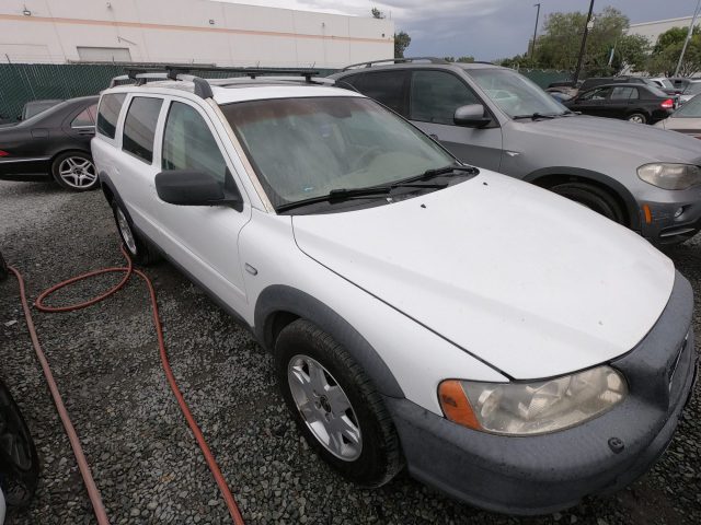 Vehicle: 2006 VOLVO XC70 (Lot 172)